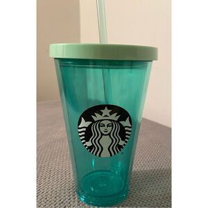 STARBUCKS Green St.Patricks Day 16fl oz Green 2016 Tumbler with Straw